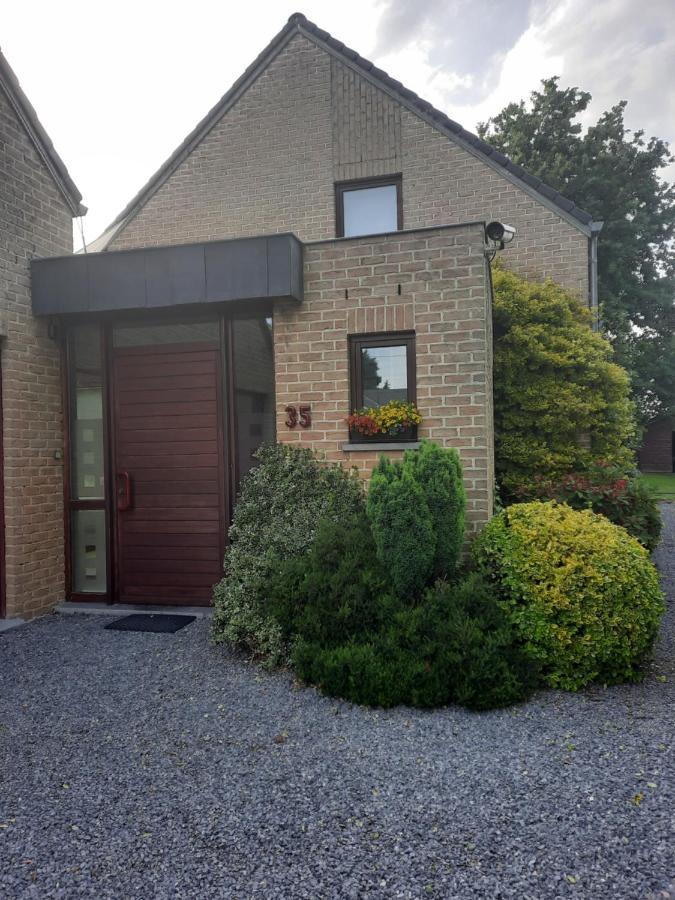 Studio neuf côté campagne agréable à vivre. Braine-le-Comte Exterior foto